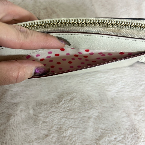 Kate Spade Clocktower Beige Leather Zip Around Wallet - Picture 3 of 8